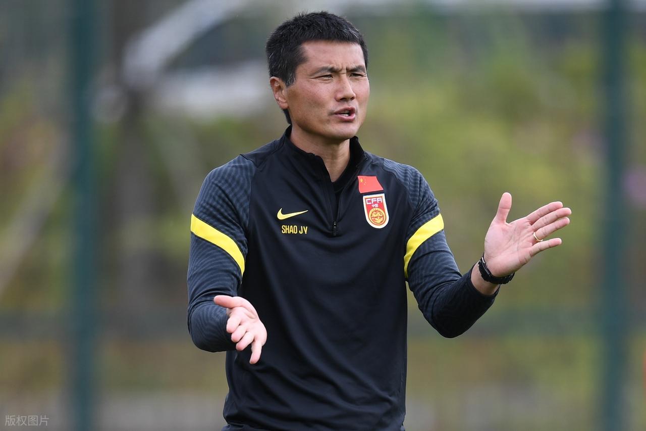 麻将胡牌牌型-2-0！3-0！中国男足双喜临门，U23和国足都赢了，邵佳一大获全胜